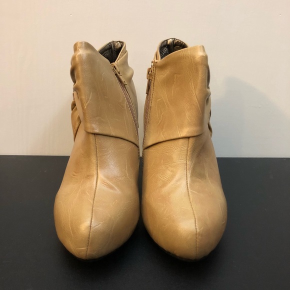 CODE VIII Ankle Boots - Picture 2 of 5